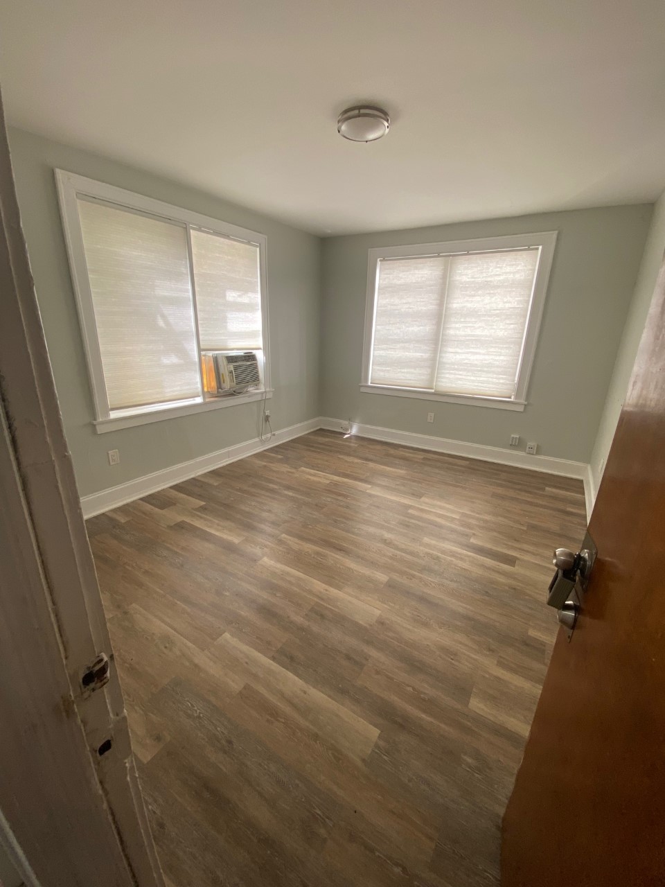 102 Menores Avenue - 11